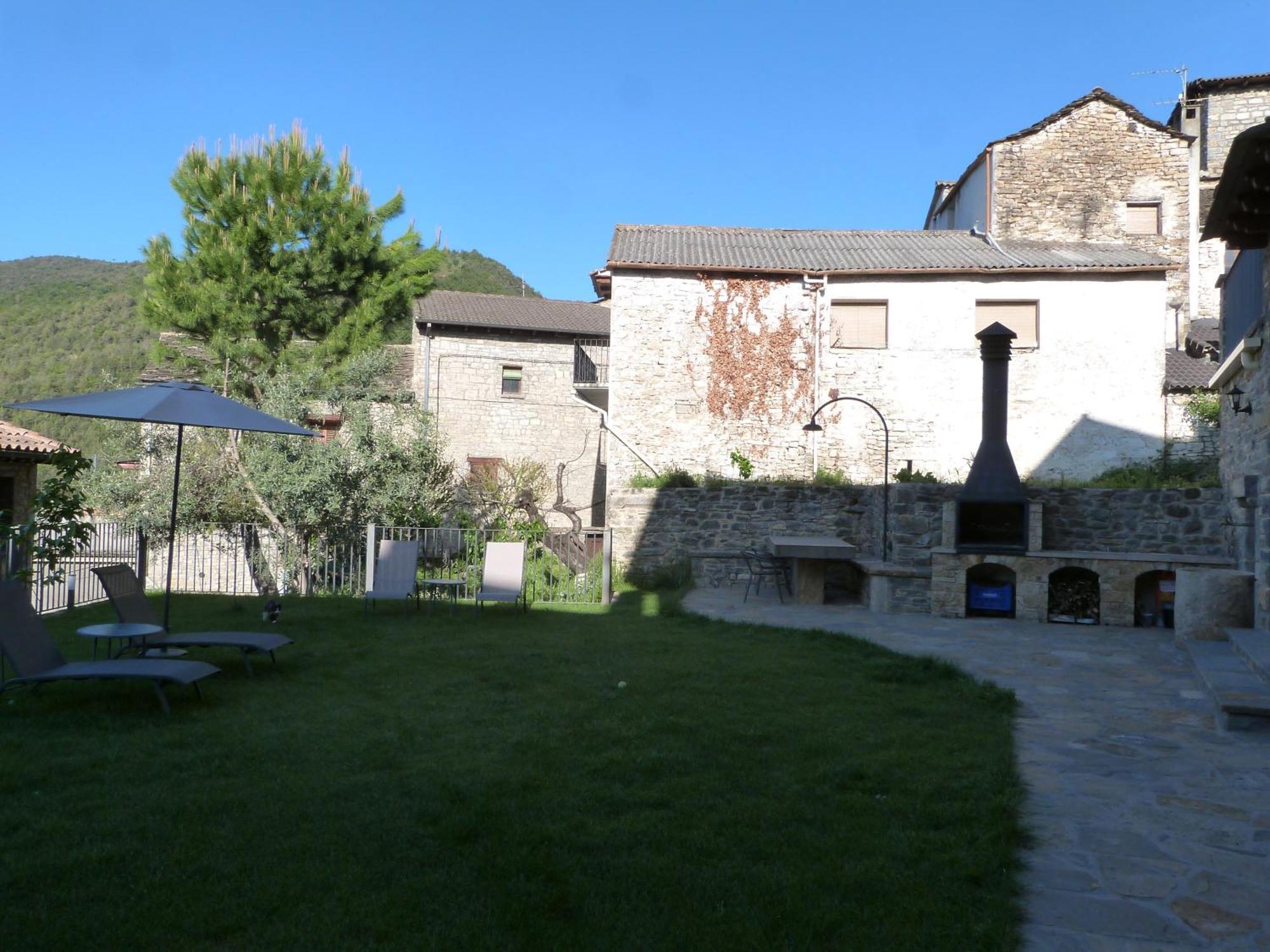 Casa Dieste Apartamentos Turisticos En Boltaña Extérieur photo